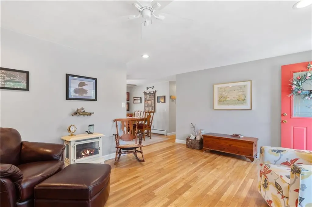 5 Tulip Road Coventry RI 02816
