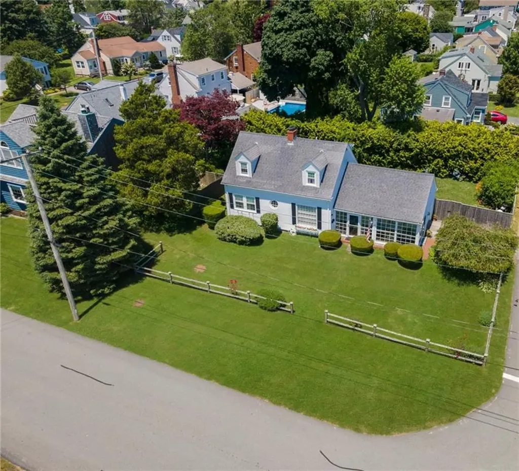 50 Ellery Road Newport RI 02840
