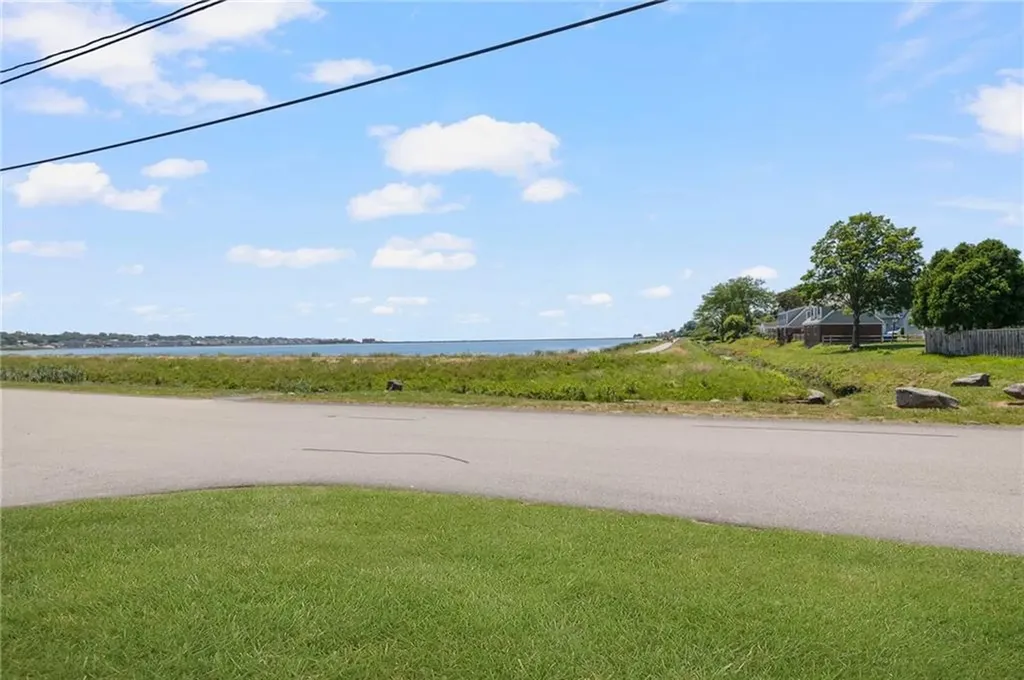50 Ellery Road Newport RI 02840