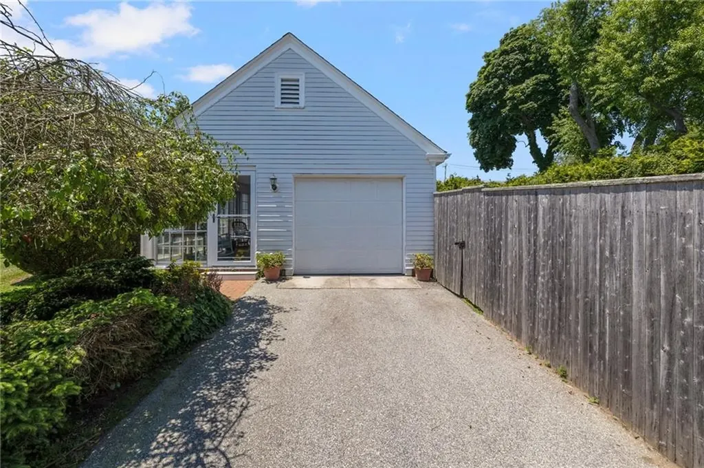 50 Ellery Road Newport RI 02840