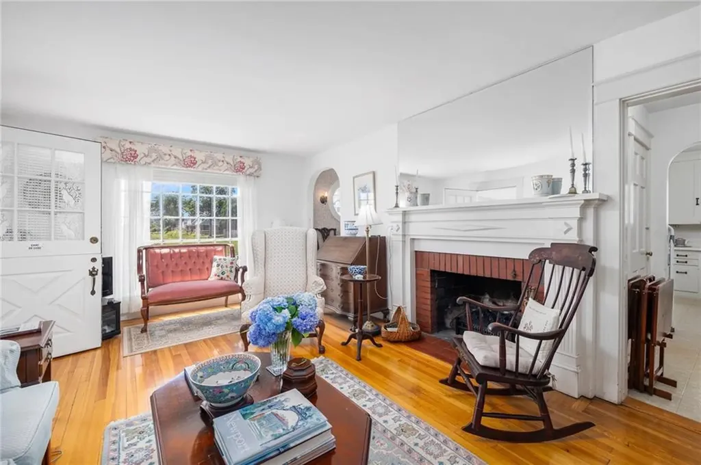 50 Ellery Road Newport RI 02840