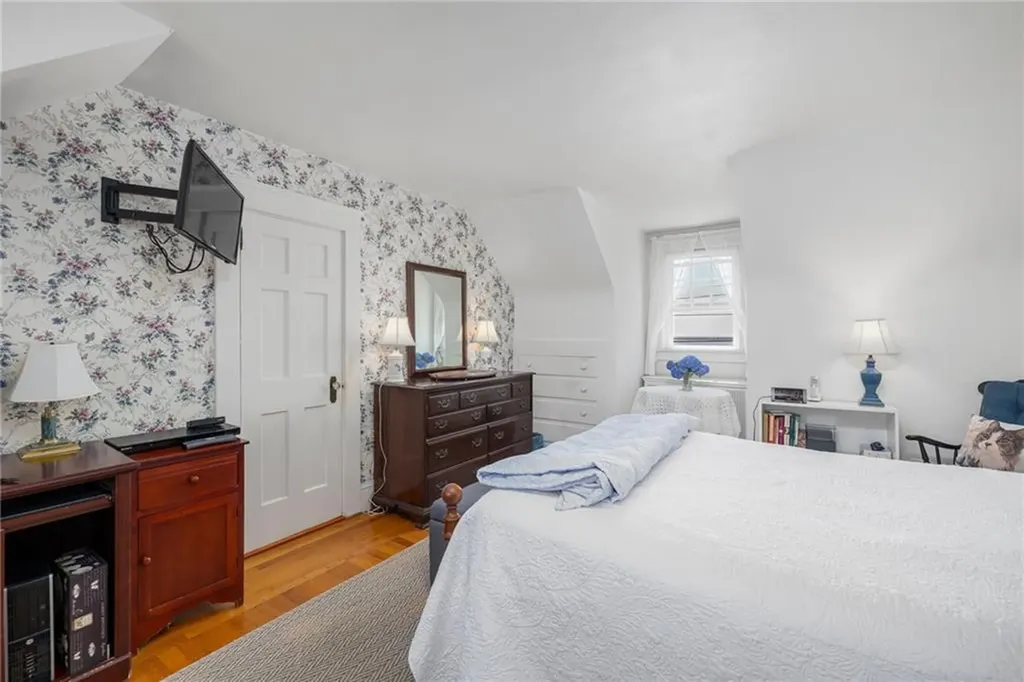 50 Ellery Road Newport RI 02840