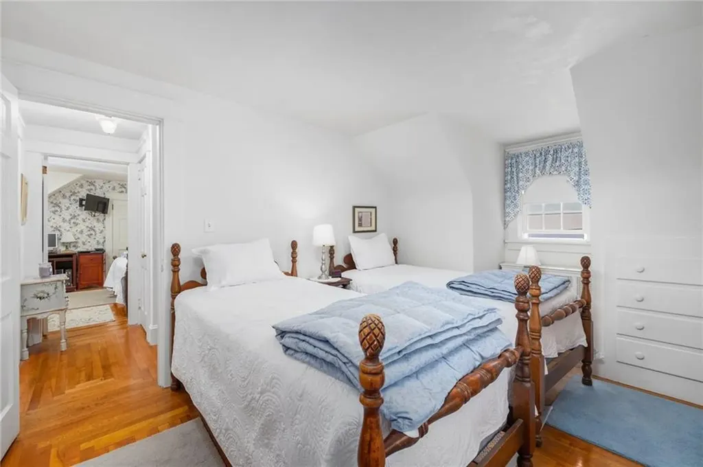 50 Ellery Road Newport RI 02840