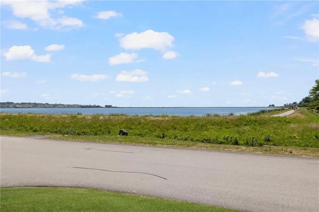 50 Ellery Road Newport RI 02840