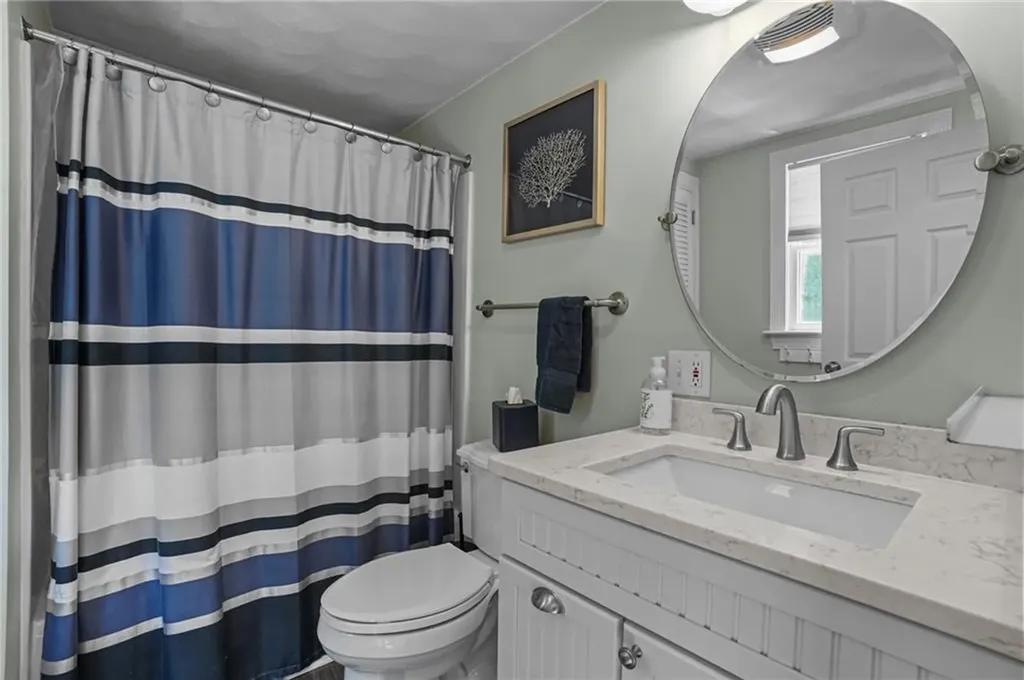 175 Rhode Island Boulevard Portsmouth RI 02871