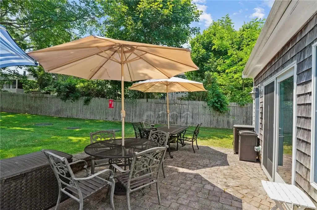 175 Rhode Island Boulevard Portsmouth RI 02871