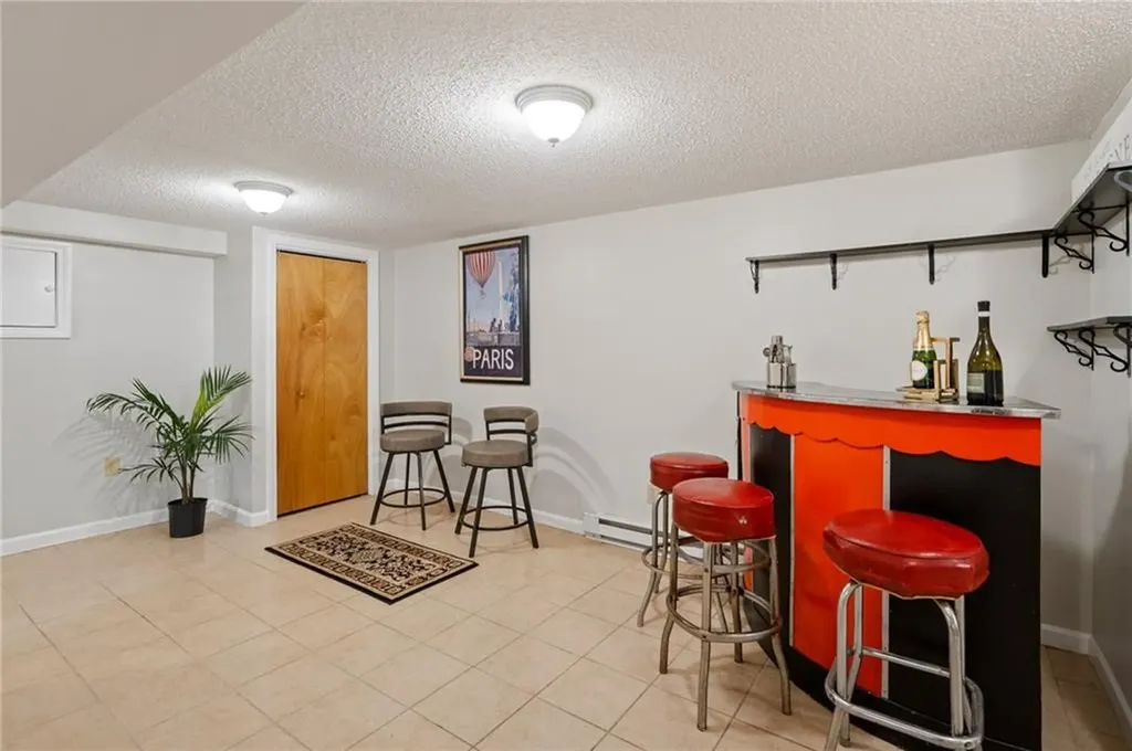 37 Sisson Street Providence RI 02909