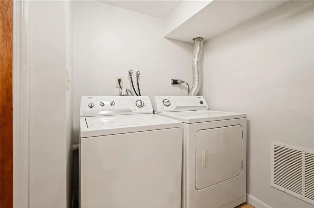37 Sisson Street Providence RI 02909