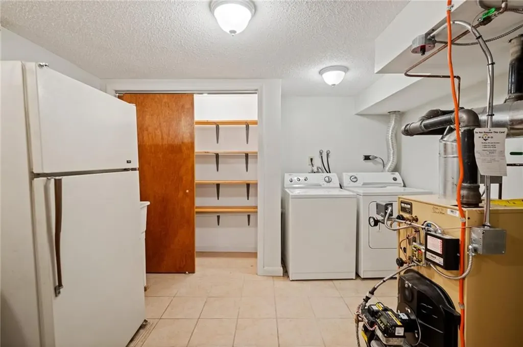 37 Sisson Street Providence RI 02909