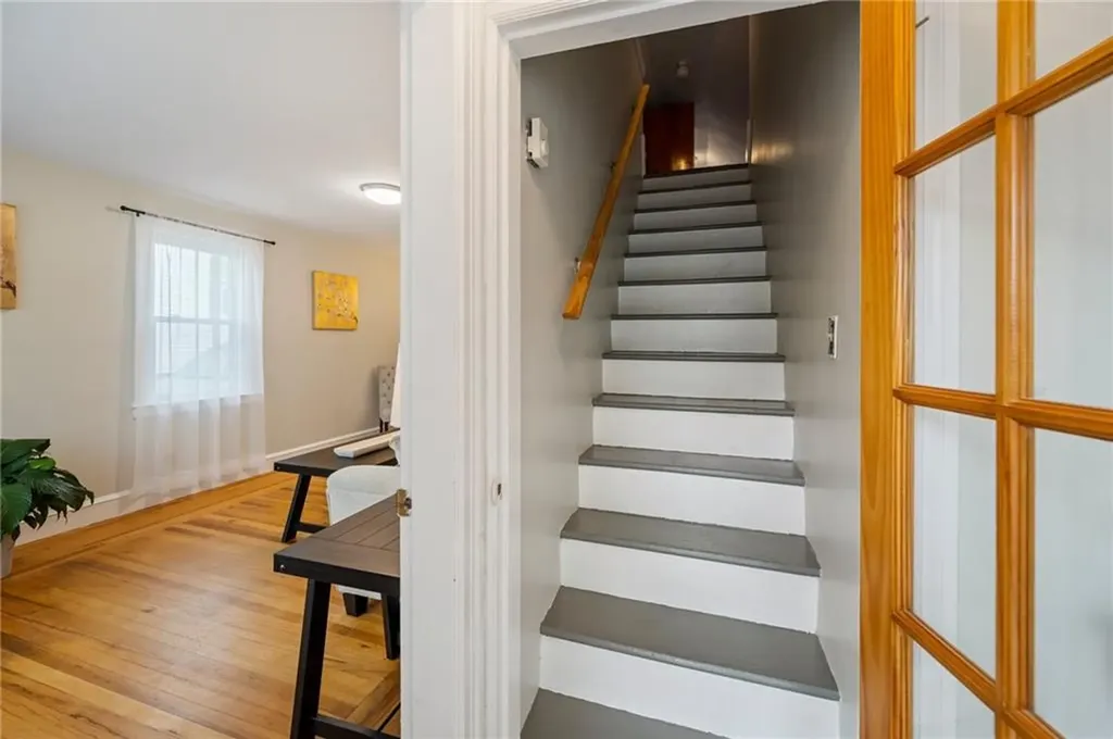37 Sisson Street Providence RI 02909
