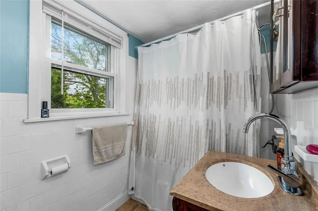 11 Harmony Court Warwick RI 02889