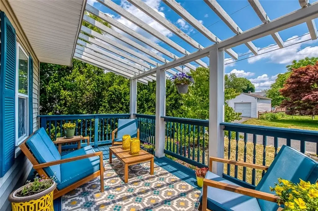 11 Harmony Court Warwick RI 02889