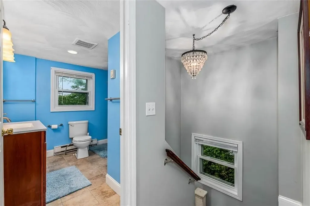 11 Harmony Court Warwick RI 02889