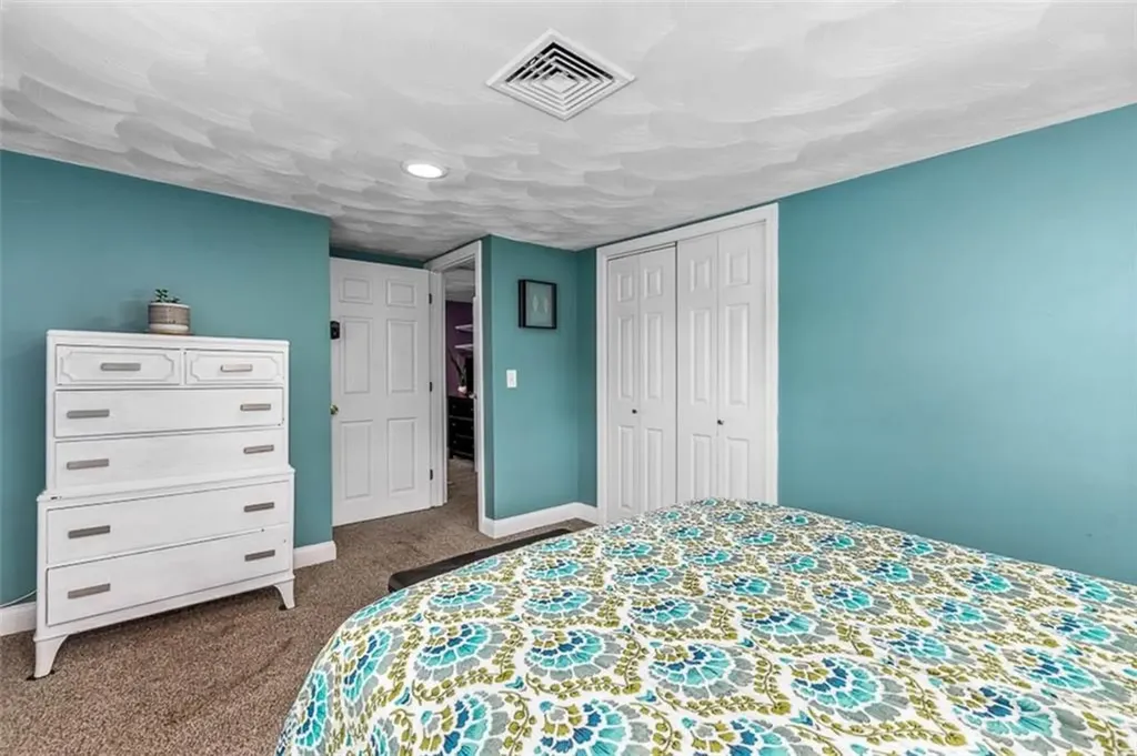 11 Harmony Court Warwick RI 02889