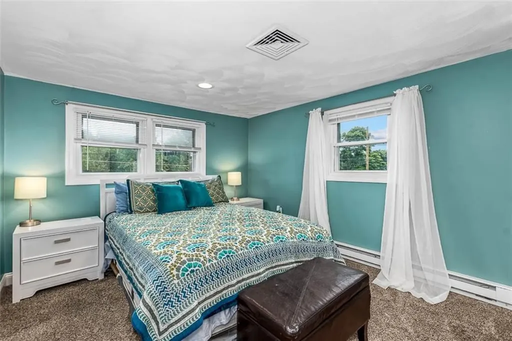 11 Harmony Court Warwick RI 02889