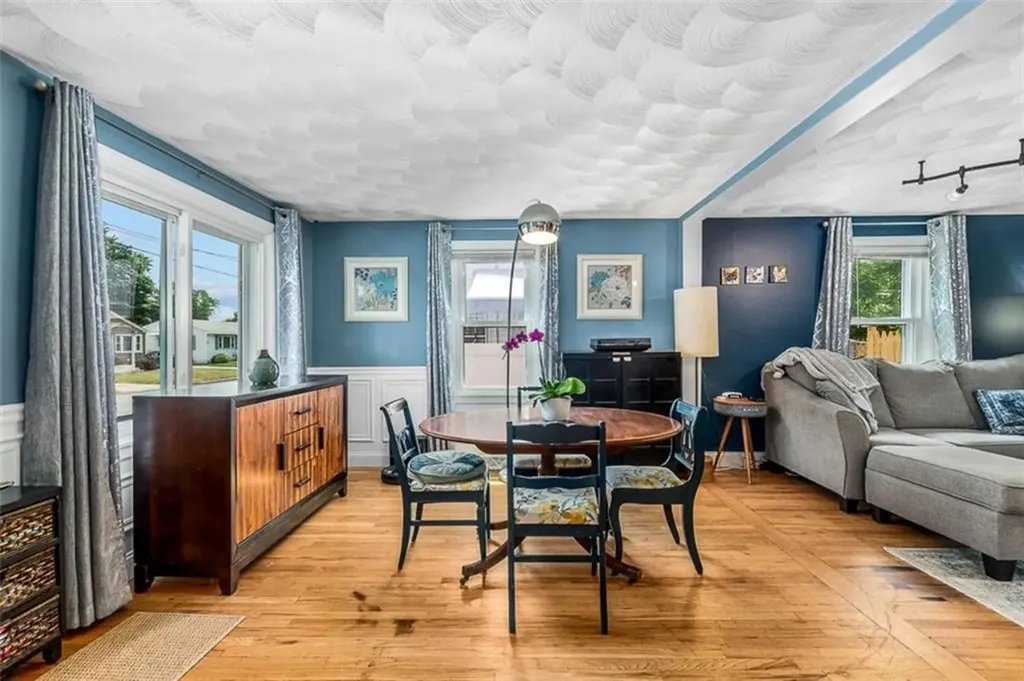 11 Harmony Court Warwick RI 02889