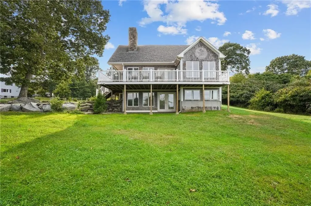 043 Fairview Avenue Portsmouth RI 02872