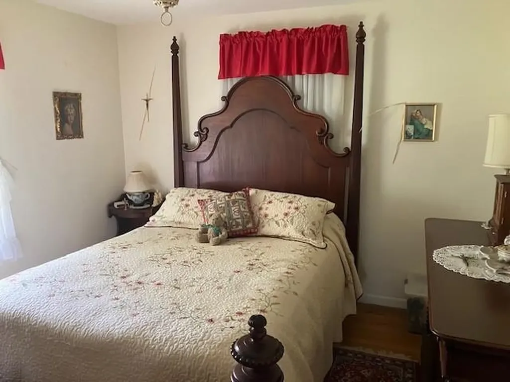 421 Greenville Avenue Johnston RI 02919