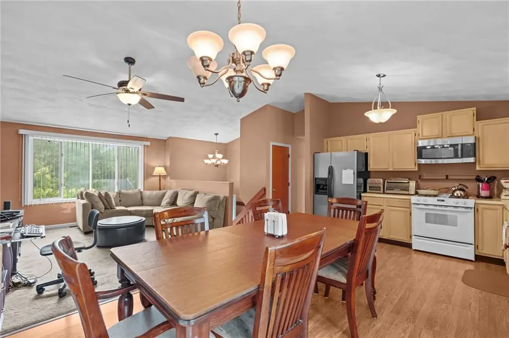 204 Shenandoah Road Warwick RI 02886