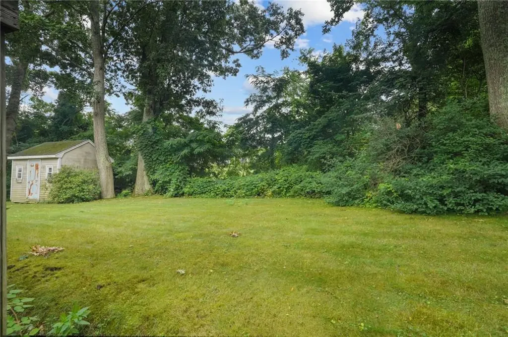 204 Shenandoah Road Warwick RI 02886