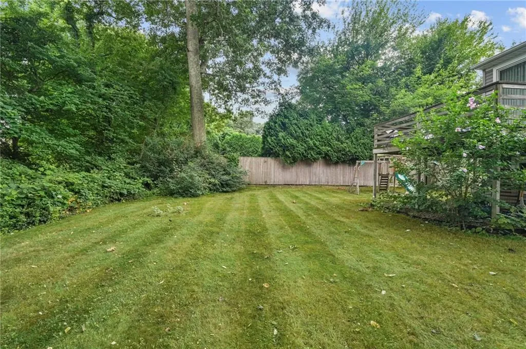 204 Shenandoah Road Warwick RI 02886