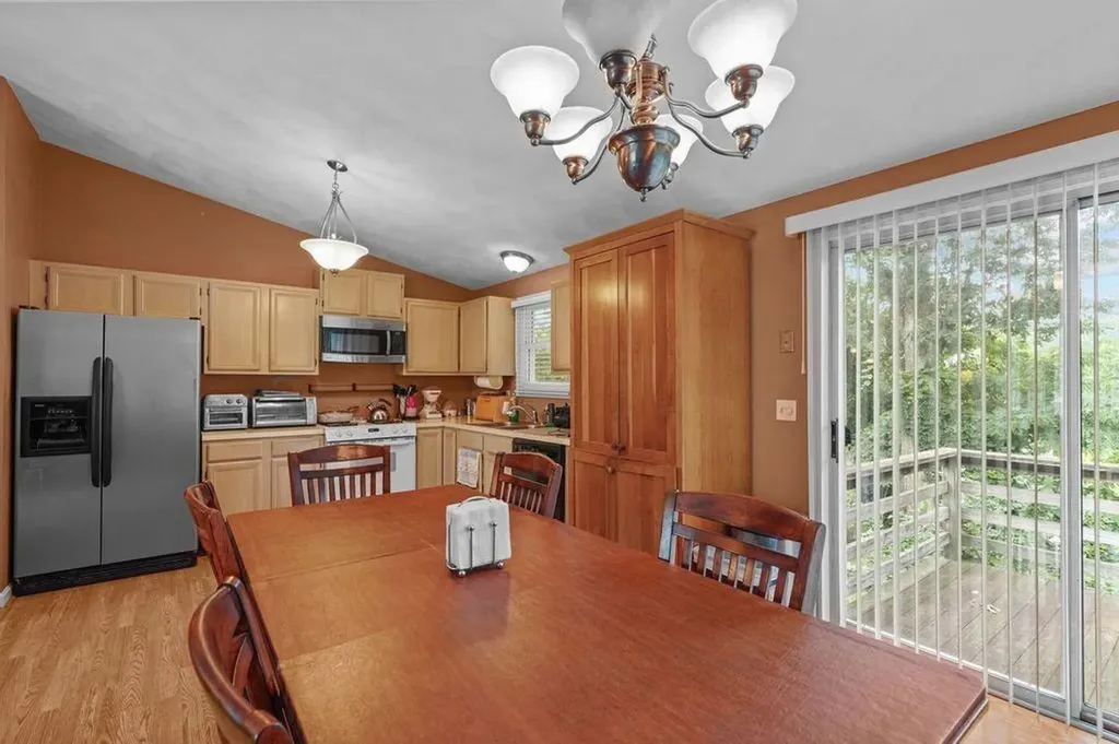 204 Shenandoah Road Warwick RI 02886
