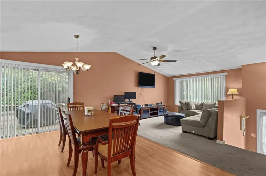 204 Shenandoah Road Warwick RI 02886