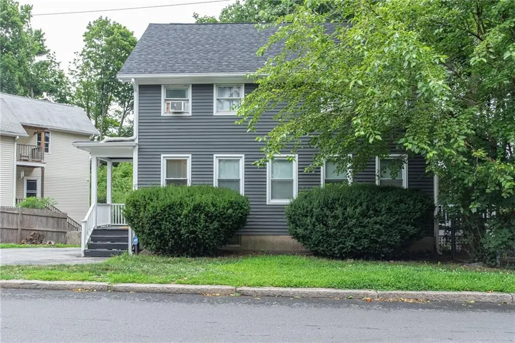 127 Pidge Avenue Pawtucket RI 02860