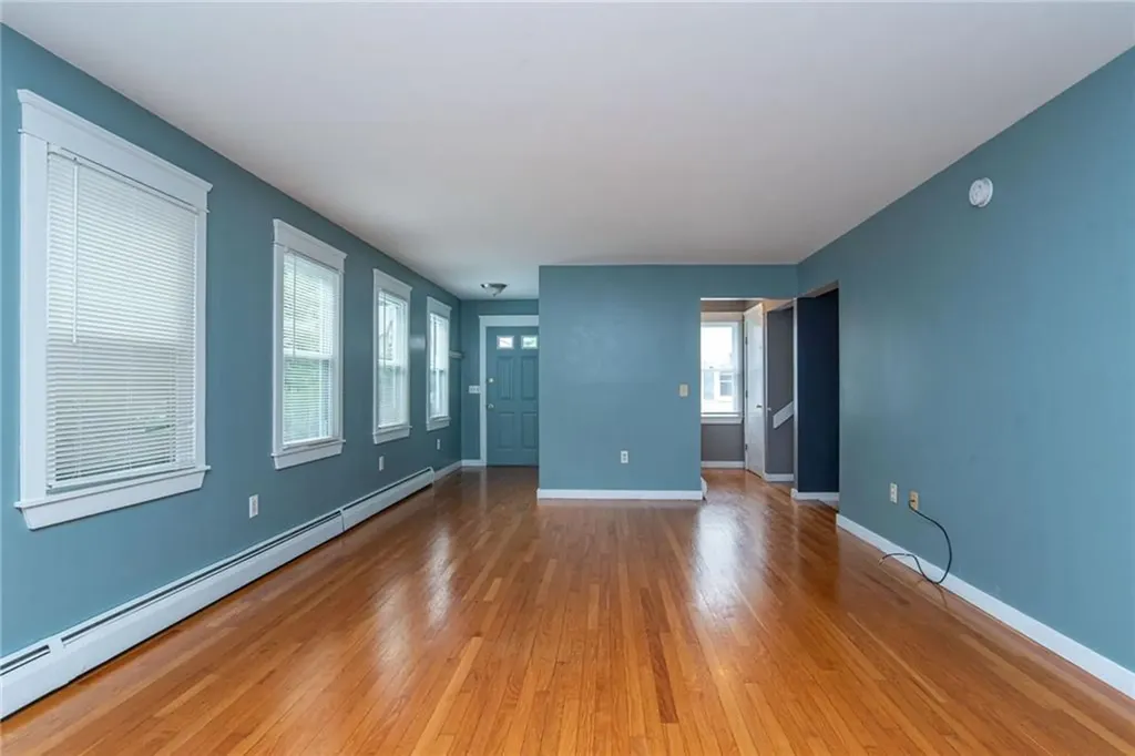 127 Pidge Avenue Pawtucket RI 02860