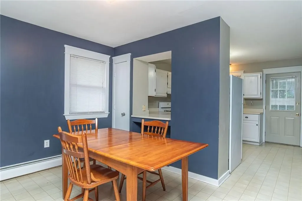 127 Pidge Avenue Pawtucket RI 02860