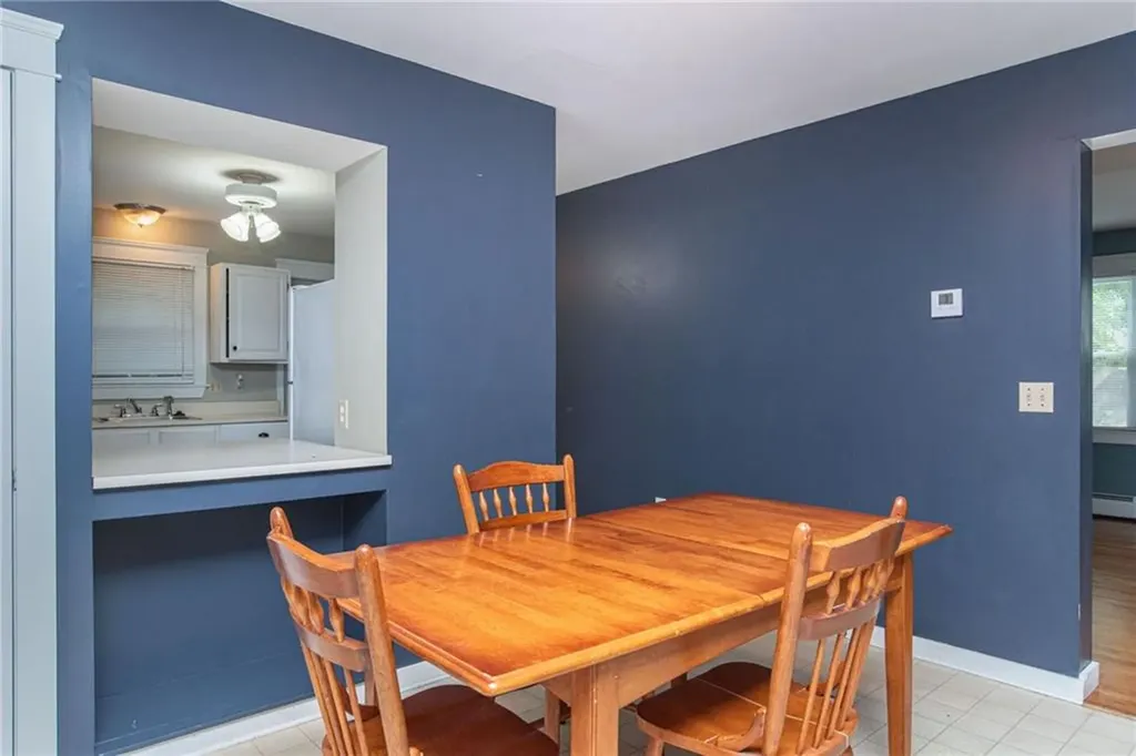 127 Pidge Avenue Pawtucket RI 02860