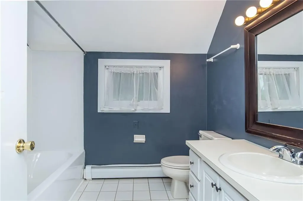 127 Pidge Avenue Pawtucket RI 02860