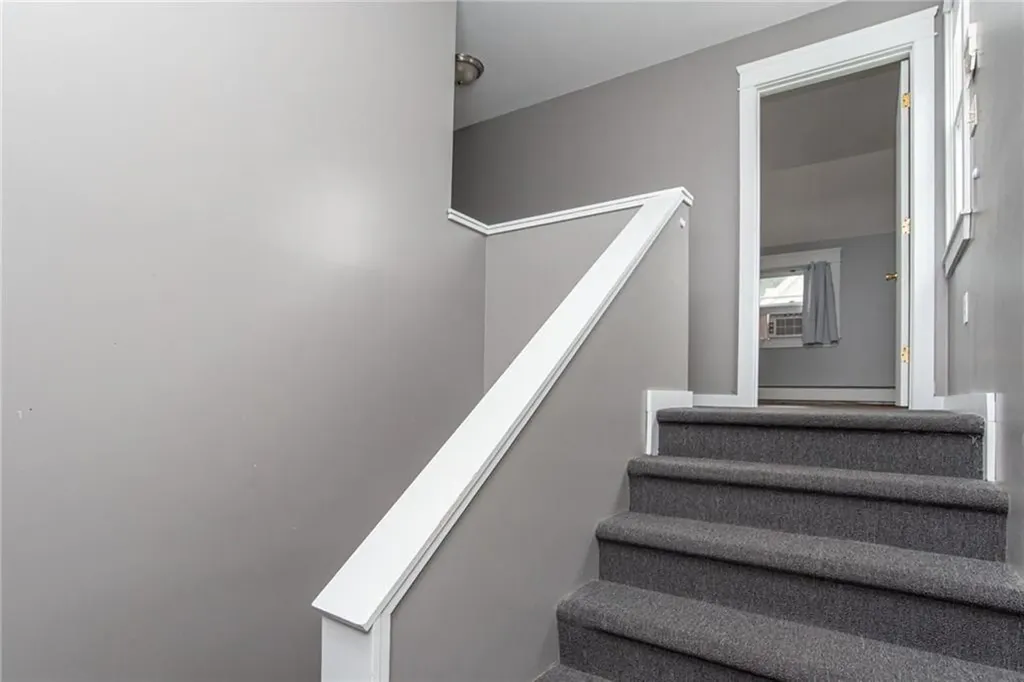 127 Pidge Avenue Pawtucket RI 02860