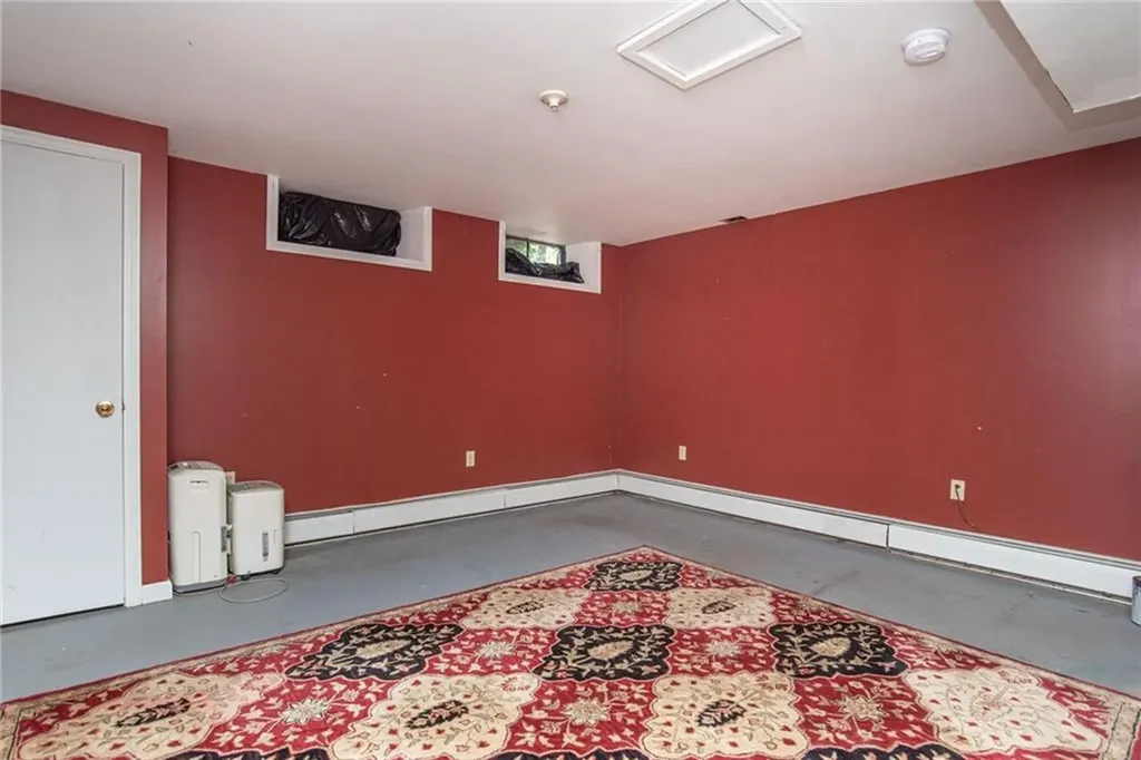 127 Pidge Avenue Pawtucket RI 02860