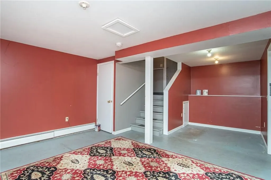 127 Pidge Avenue Pawtucket RI 02860
