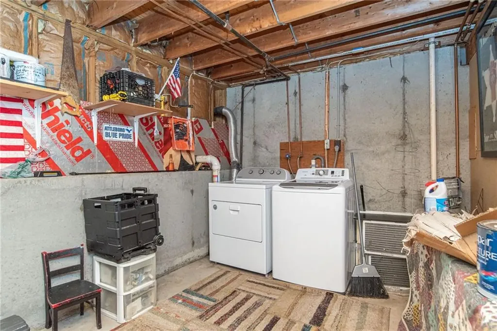 127 Pidge Avenue Pawtucket RI 02860