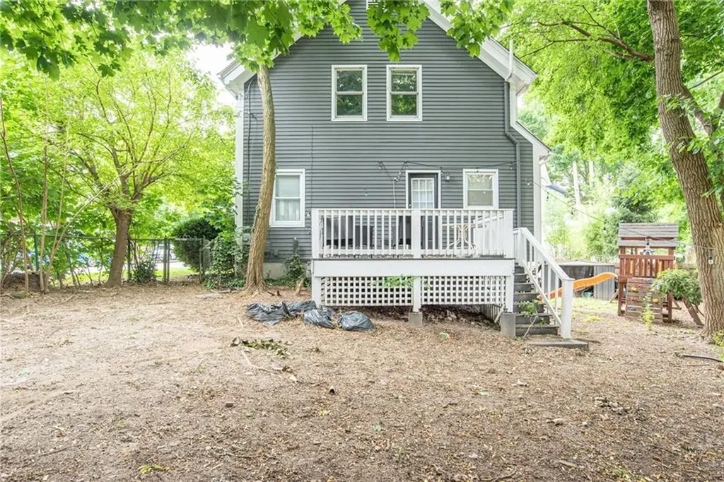127 Pidge Avenue Pawtucket RI 02860
