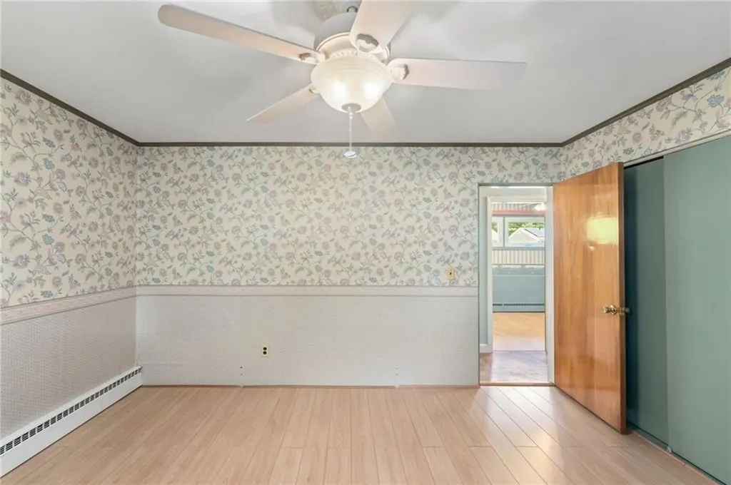 27 Torrington Drive Warwick RI 02889
