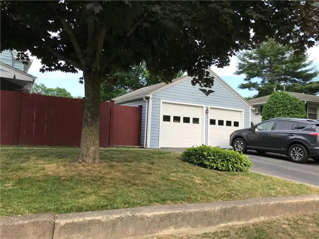 1059 Diamond Hill Road Woonsocket RI 02895