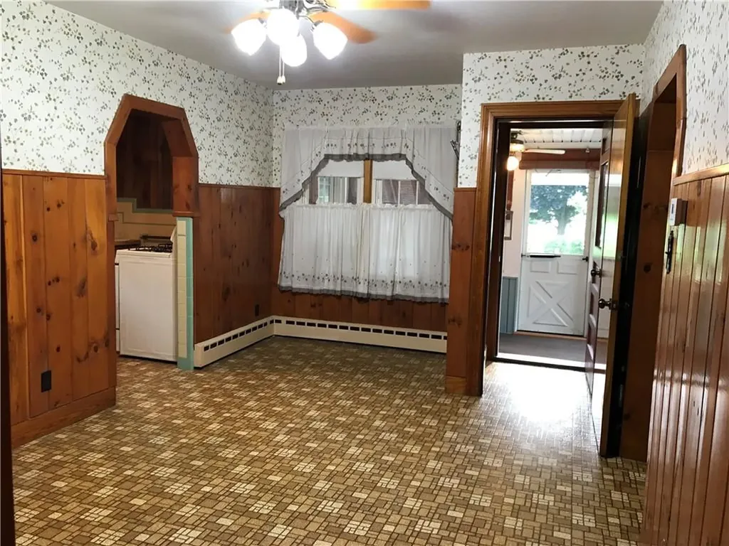 1059 Diamond Hill Road Woonsocket RI 02895