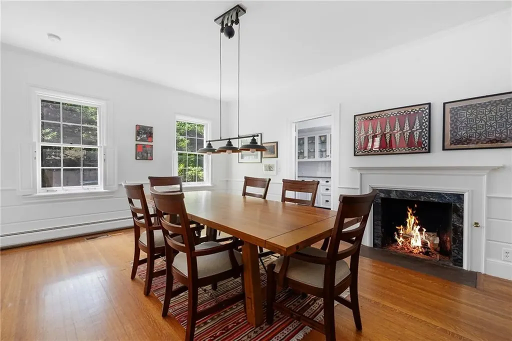 102 Williams Street Providence RI 02906