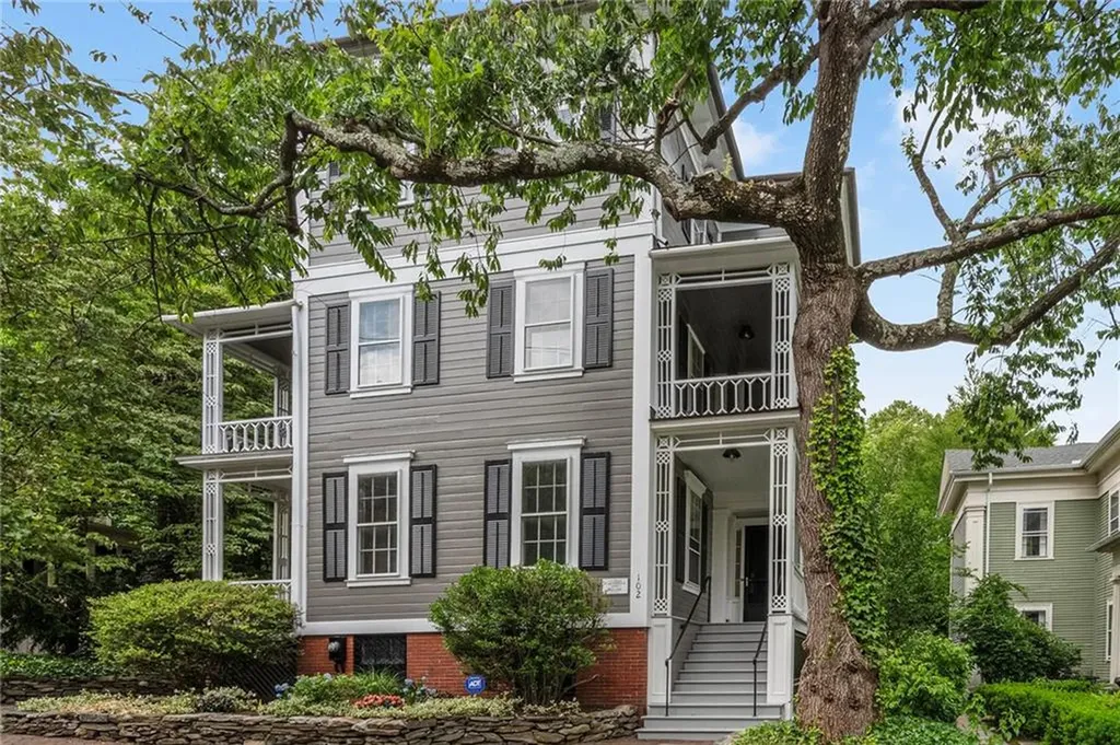 102 Williams Street Providence RI 02906