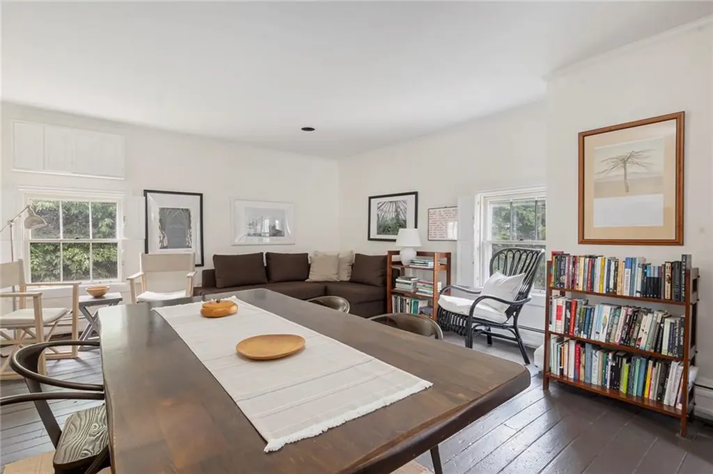 102 Williams Street Providence RI 02906