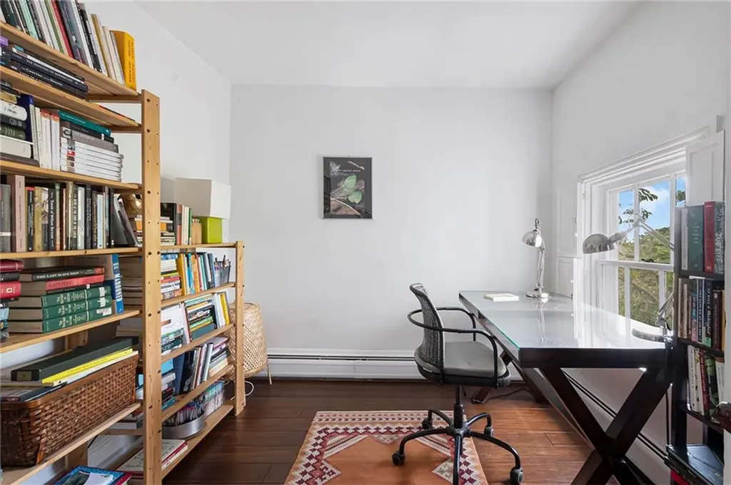 102 Williams Street Providence RI 02906