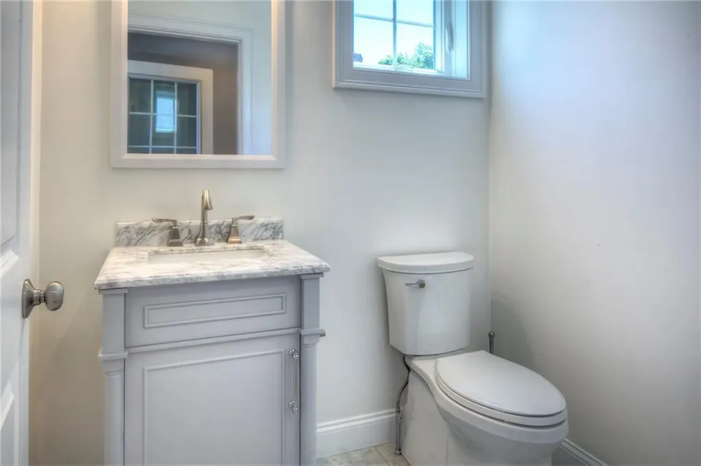 23 Berkley Avenue Portsmouth RI 02871