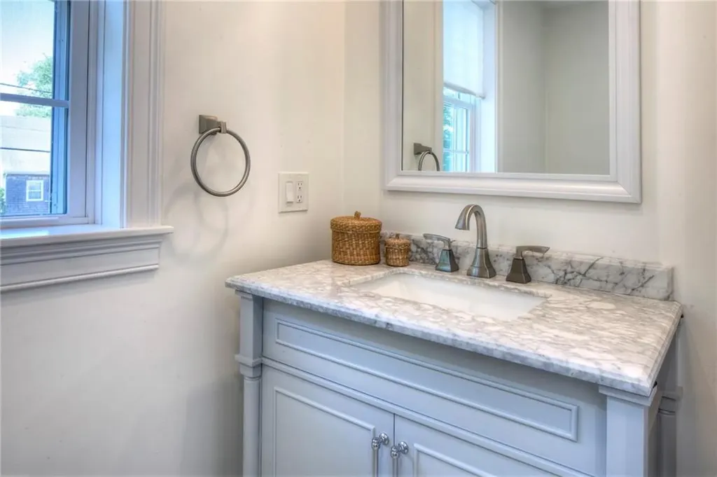 23 Berkley Avenue Portsmouth RI 02871