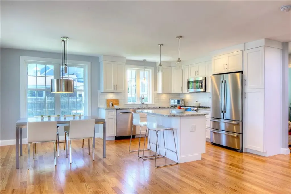 23 Berkley Avenue Portsmouth RI 02871