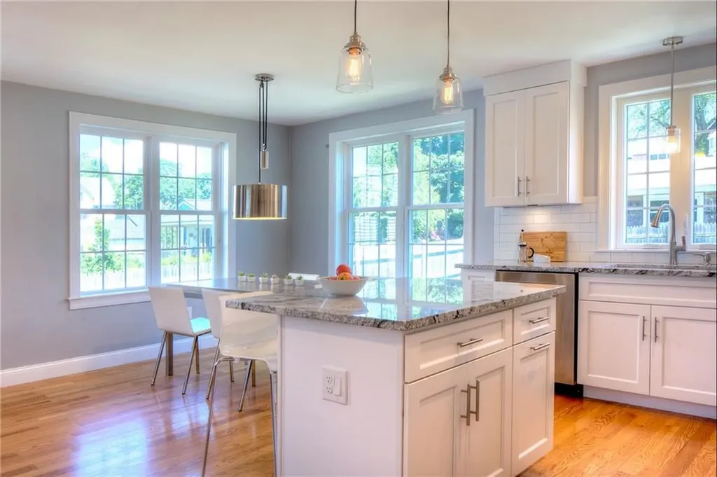 23 Berkley Avenue Portsmouth RI 02871