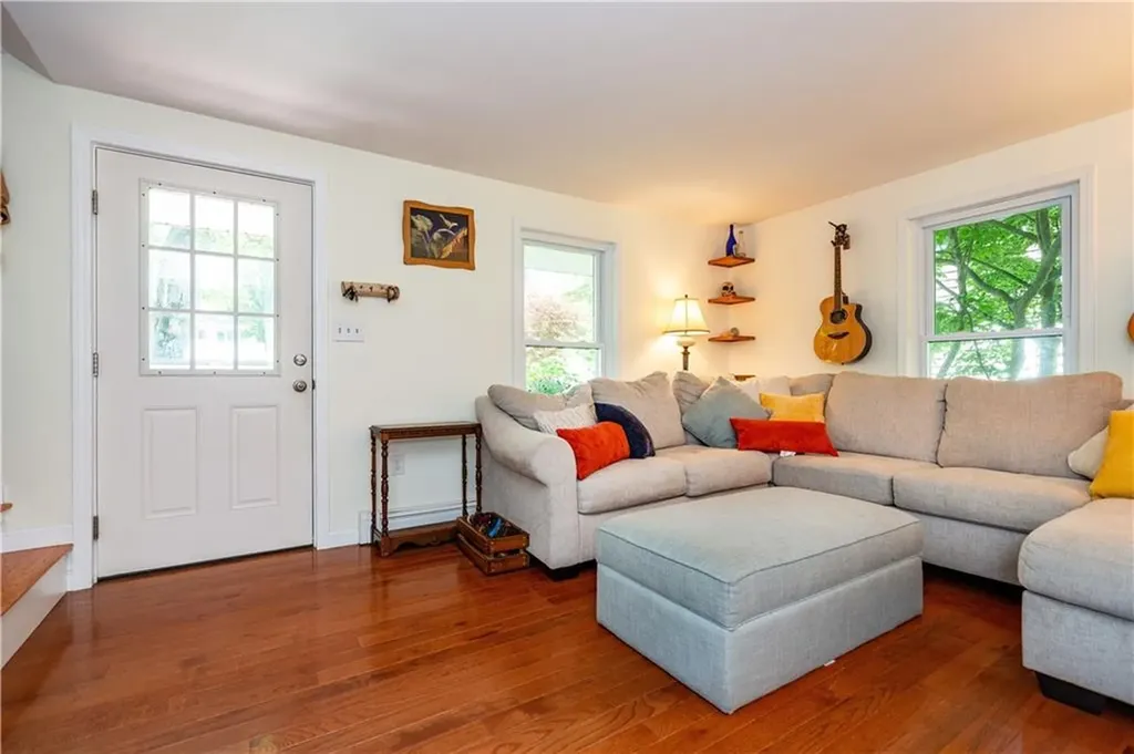 50 Lakeview Avenue Lincoln RI 02865