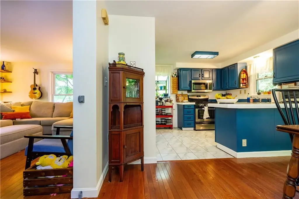 50 Lakeview Avenue Lincoln RI 02865